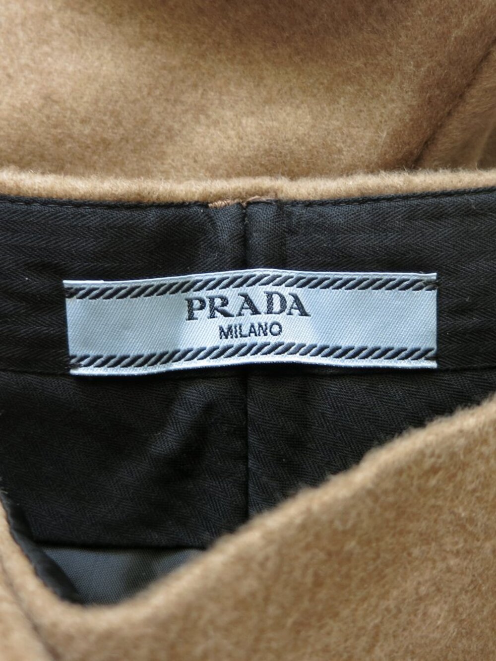 PRADA Beige Camel Hair Felt Peated High Waist Long Bermuda Shorts IT 40 / US 4 - Picture 8 of 10